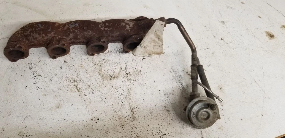 Colector de escape derecho pasajero 8-280 4,6 L compatible con 95 COUGAR 122436 Foto 1 de 1