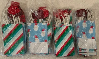 Estuche al por mayor a granel 48 juegos de bolsas de regalo de vacaciones Wondershop paquete de 2 96 bolsas en total Foto 1 de 4