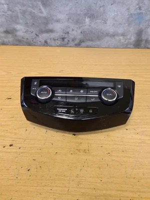 2018 NISSAN QASHQAI J11 MK2 DIGITAL CLIMATE CONTROL PANNEL 275004EA0A - Image 1 of 4