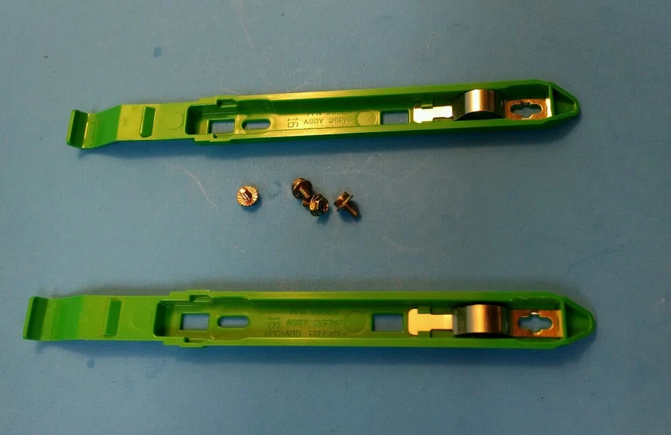 Dell OptiPlex GX260 Dimension 4500 unidad de disquete riel verde par kit tornillos 26PNP Foto 1 de 1