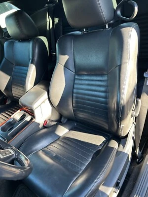 PARA DODGE CHALLENGE MOTOPTES 2008-2014 ASIENTO DE COCHE PERSONALIZADO COJINES DE CUERO DURADEROS Foto 1 de 4
