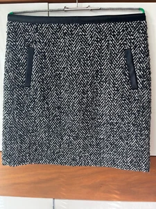 Sir Oliver Mini Rock schwarz weiß Gr. 40 Fischgrätmuster - Bild 1 von 2