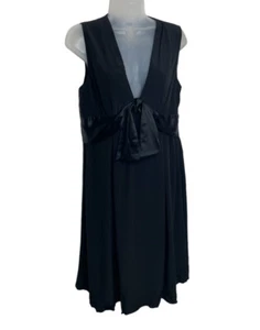 Donna Morgan Seidenkleid tiefer V-Ausschnitt Schleife Gr. 12 ärmellos schwarz witchy - Bild 1 von 8