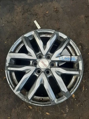 2017 18 2019 GMC ACADIA roda aro 18x7-1/2 OPT RQH OEM ID 22996315 - Imagem 1 de 4