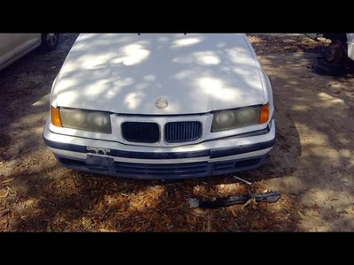 Radiator Fits 95-99 BMW M3 1048293 Foto 1 de 4