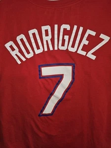 Nike Texas Rangers Ivan Rodriguez Large Mens Red Graphic Logo Tshirt MLB - Picture 1 of 12