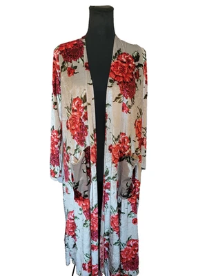 Bata Floral Plumero Caftán Largo Terciopelo LulaRoe Estampado Rosa Gris Talla Pequeña Foto 1 de 4