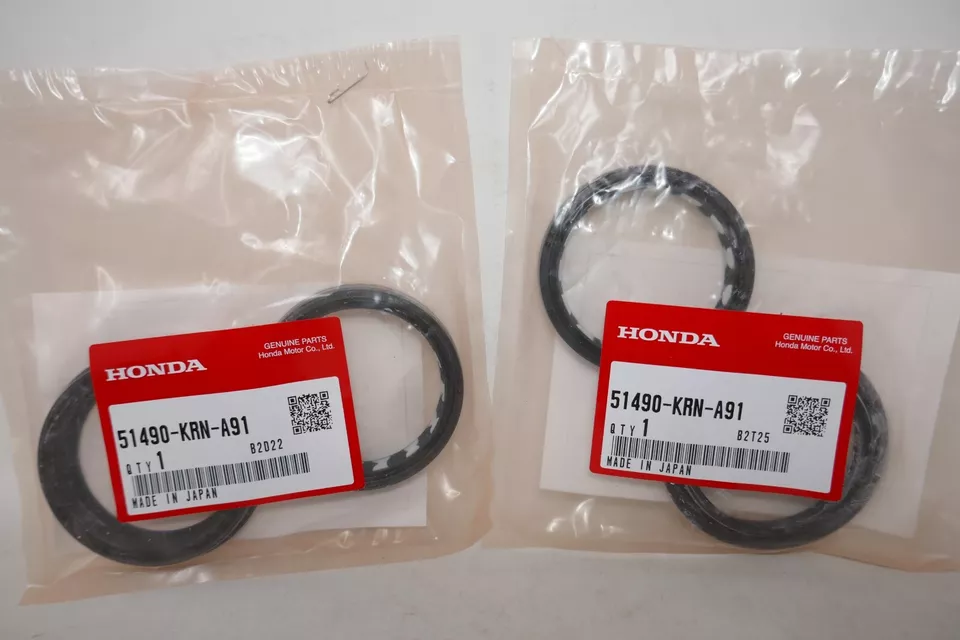 Juego de sellos de horquilla OEM Honda x2 51490-KRN-A91 2015-2023 CRF250R CRF450R Foto 1 de 1
