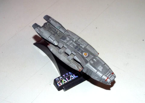 TITANIUM SERIES BATTLESTAR GALACTICA NU BATTLESTAR GALACTICA (2006 DIECAST USED) Cover