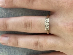 Ladies 9ct Yellow Gold Diamond Trilogy Ring. Tdw 0.5ct Size K - Picture 1 of 13
