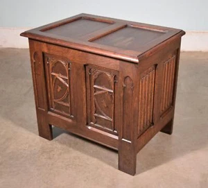 24" Wide Vintage French Gothic Chest/Trunk in Oak Wood With Carvings - Picture 1 of 12