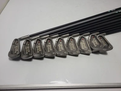 Juego de hierro Karsten Ping Zing 2 puntos rojos: 3-SW-PW; varilla rígida de grafito U34, damas Foto 1 de 4