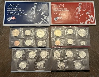 2005 P&D Mint Set Uncirculated US with Envelopes & (22 Coin Set) - Image 1 of 2