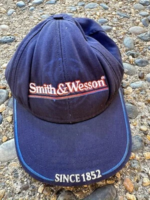 Gorra Smith & Wesson Gun Vintage Strapback Azul Hecha en EE. UU. Foto 1 de 3