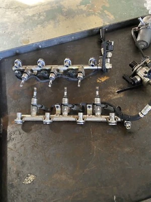 Cadillac SRX 2011 sistema de combustible inyectores de bomba de alta presión Foto 1 de 4