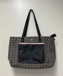 Las mejores ofertas en Bolsas de colores negro Tommy Hilfiger y bolsos para  Mujer | eBay