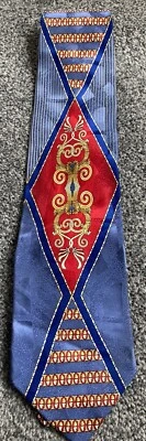 Corbata geométrica para hombre Carlo Palazzi 100 % seda azul rojo con cresta 4" de ancho 54" de largo Foto 1 de 4