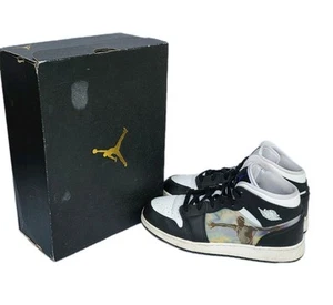 Holograma Air Jordan 1 Mid GS - Talla 7Y - Imagen 1 de 11