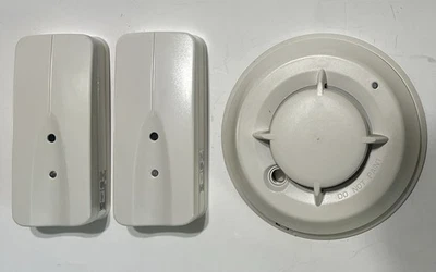 DSC WLS912L-433 Wireless Glassbreak Detectors  x 2 + WLS4916UL Smoke Detector - Image 1 of 3