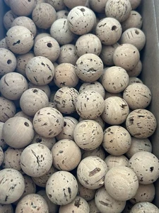 RAR - Vintage 50er Jahre - 20 Stück - Naturkorkkugeln mit Loch in der Mitte - Bild 1 von 3