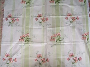 COLEFAX AND FOWLER FABRIC MOSSOP 1999 V&A 44"L X 38" FLORAL STRIPE FREE POST - Picture 1 of 2