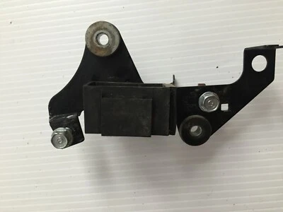 85 HONDA XL350 XL 350 R XL350R BOBINA DE ENCENDIDO Y SOPORTE DE MONTAJE REGULADOR #7777 Foto 1 de 2