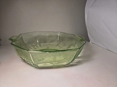 Vintage Anchor Hocking Princess Green Depression Glass  Bowl 1931 With Handles - Image 1 of 4