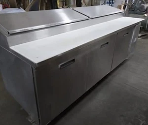 Randell pizza table sandwitch prep staineless commercial casters model #203614  - Picture 1 of 11