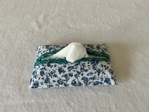 Handmade Pocket Tissue Holder For Purse Fabric 3” X 5” Floral - Picture 1 of 3