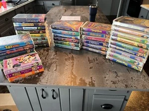 Lot of 37 Walt Disney VHS Masterpiece collection and Black diamond Gold Special - Picture 1 of 7