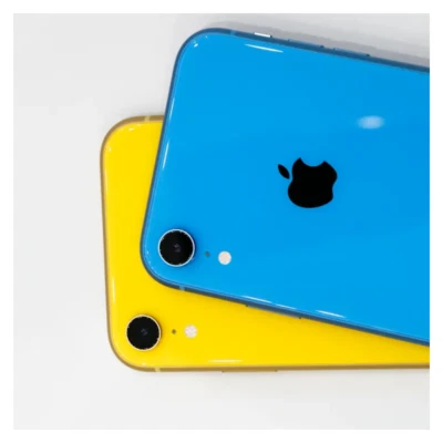 Apple iPhone XR 64GB Unlocked Verizon Att Smartphone WIFI iOS 4G LTE  - Image 1 of 4