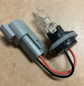 CODE 2/PSE 50W/horz. HALOGEN TWISTLOCK MIT DEUTSCH #S95269 - Bild 1 von 4