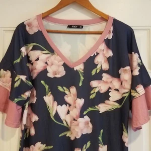 Lily by Firmiana Sretch Knit Tunic Top Womens Medium Floral coverup LL6 - Picture 1 of 9