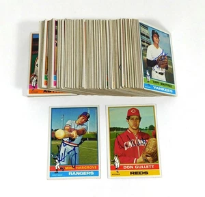 Lote de (181) diferentes tarjetas de béisbol Topps 1976 firmadas autos - Imagen 1 de 6