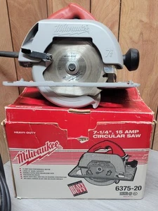 Milwaukee Circular Saw 6375-20 Heavy Duty Corded 7 1/4" 13 Amp 5800RPM - Picture 1 of 5
