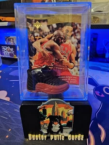 Michael Jordan Flu Game Card & Jordan 12s Game Shoe Shadow Box 1998 Upper Deck - Bild 1 von 4