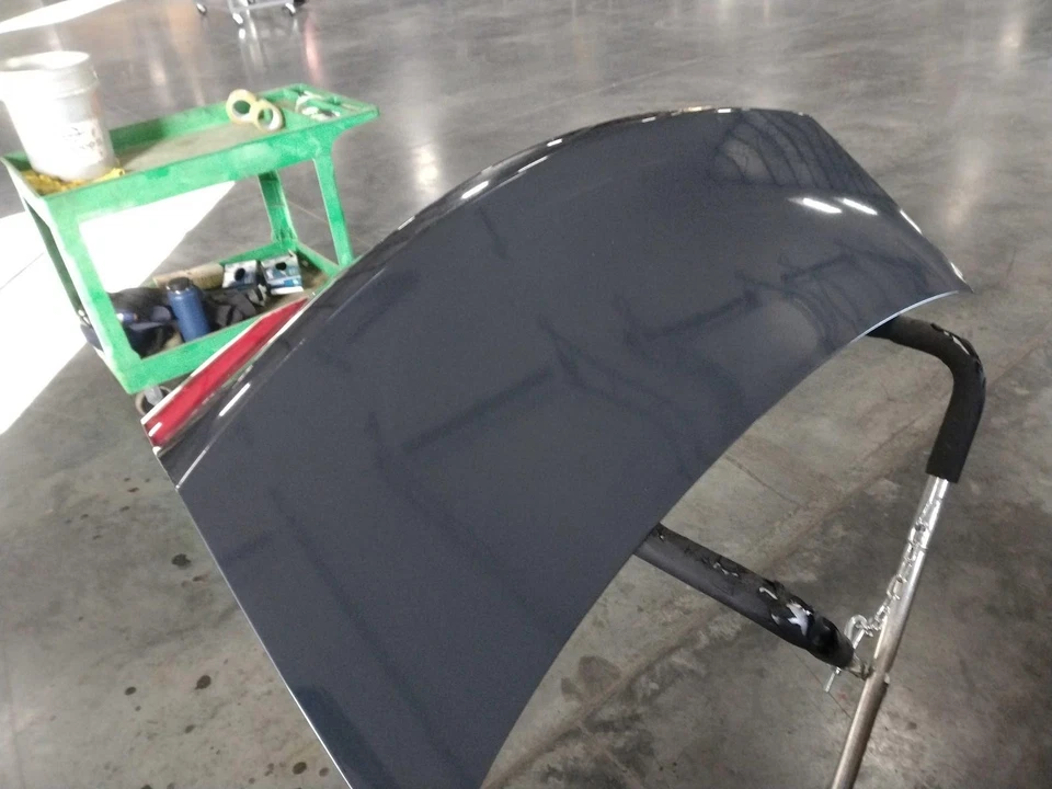 Tapa de cubierta usada se adapta a: cámara de visión trasera Kia Cadenza 2015 sin vista envolvente grado A Foto 1 de 4