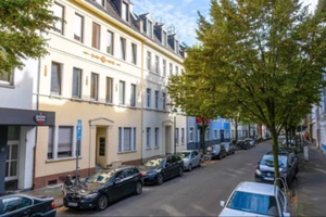 2-Zimmer Wohnung mit Altbaucharme, vermietet (Düsseldorf) - Bild 1 von 16