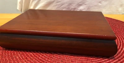 Wooden Keepsake Box w/ Lid small handmade hand crafted - 20x14x4.5cm - Image 1 of 4