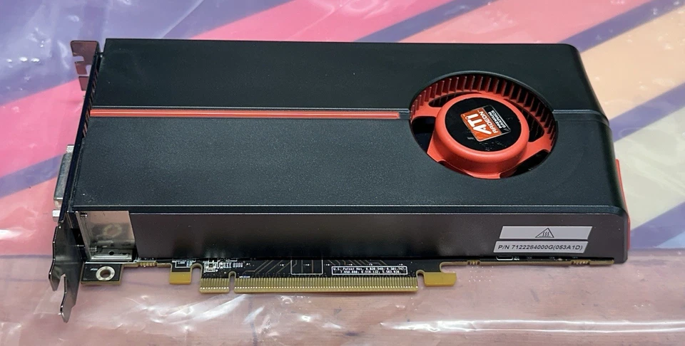 HP 633898-001 ATI Radeon HD6770 1GB GDDR5 128bit Graphics Card - Image 1 of 4