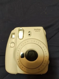 Fuji Instax Mini 9 Fujifilm Instant Film Camera Smokey White USED!! - Picture 1 of 8