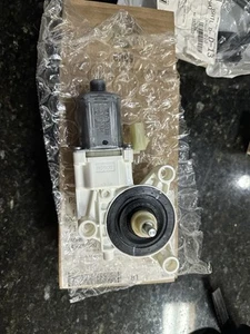 Genuine Mopar 2008-2020 Dodge Grand Caravan Window Regulator Motor 68030661AA - Picture 1 of 4