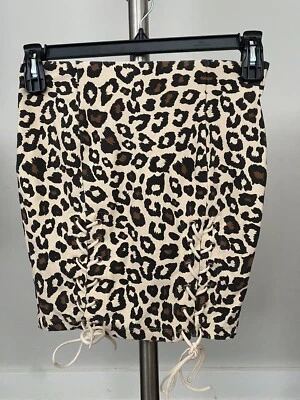 Saia feminina com zíper lápis estampa de leopardo tamanho 10 - Imagem 1 de 3