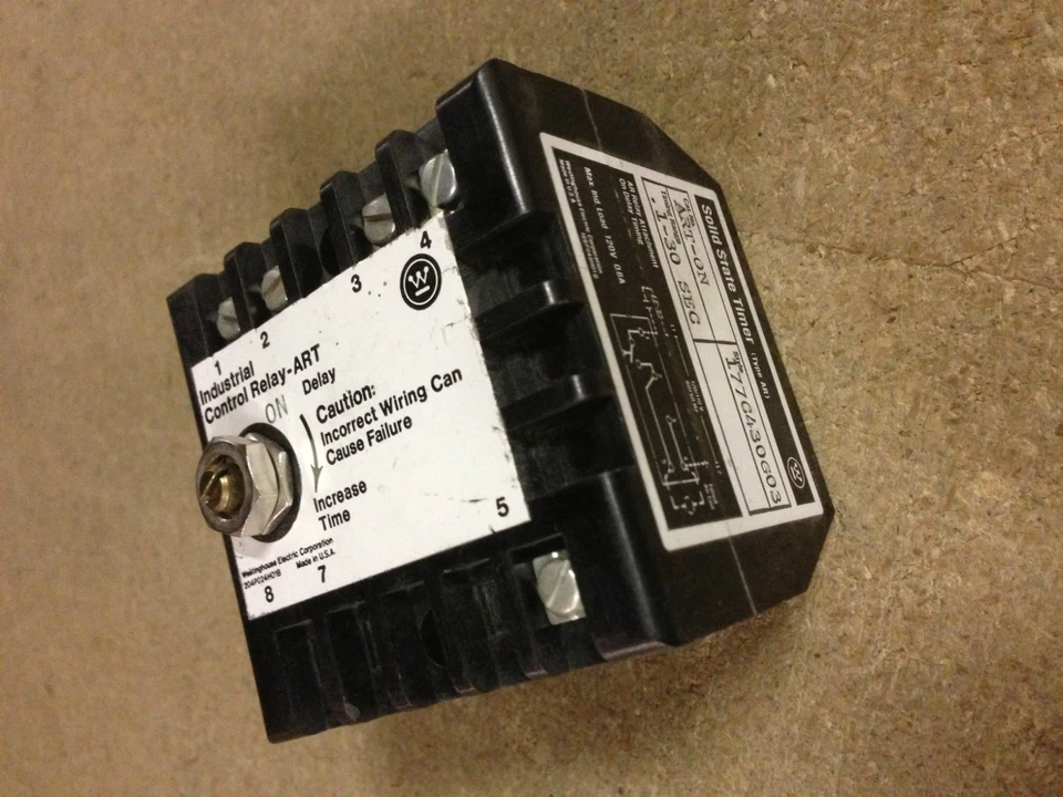 Temporizador de estado sólido ART-ON 177C430G03 Westinghouse Foto 1 de 1