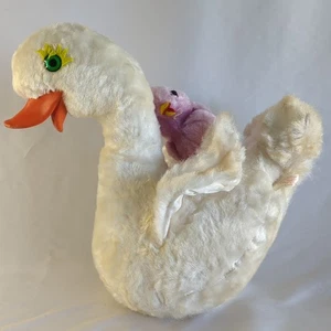 Vintage Rushton Swan Plush Rubber Beak With Chick 15" - Picture 1 of 11