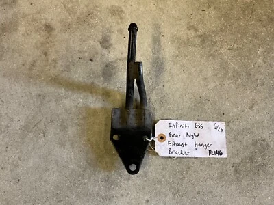 Soporte de suspensión de escape trasero derecho Infiniti G35 2003-2007 Foto 1 de 3