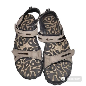 Sandali Nike ACG da uomo taglia 7 marrone/nero cinturini regolabili imbottiti MAI INDOSSATI - Foto 1 di 7