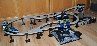 Lego Vintage Space 6991 Unitron Monorail Transport Base with instructions, RARE - Image 1 of 4