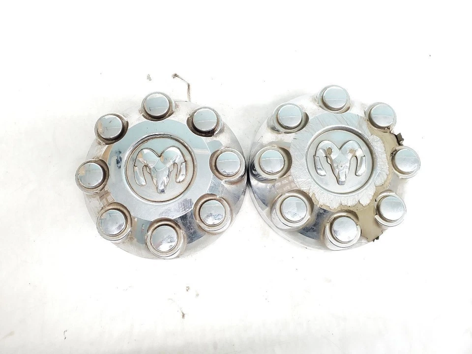 Dos Dodge RAM2500 2004 tapa central rueda OEM 905462 Foto 1 de 4