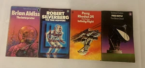 4x Vintage Science Fiction Books Time Hoppers Black Cloud Infinity Flight - Picture 1 of 3